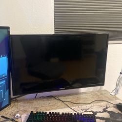 Samsung 32-inch 60Hz LED TV/ Monitor With Wall Mount