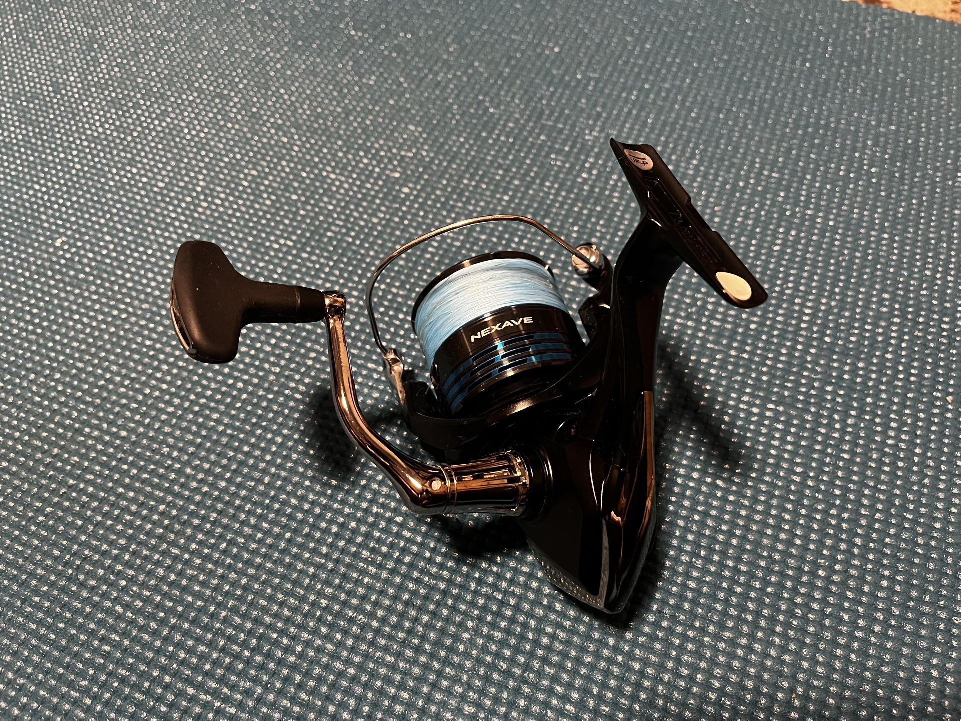 Shimano Nexave Fishing Reel C5000HG with Braided Line