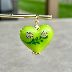 💚 Pretty green multicolor floral hand painted heart pendant