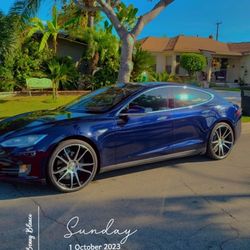 2014 Tesla Model S