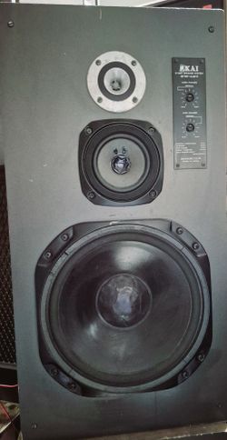 Akai SW-187 Speakers