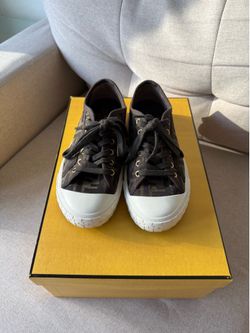 Fendi woman sneakers size 36 (6us)