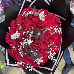 Bouquets De Rosas