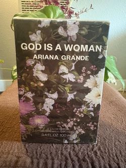 Ariana Grande God is a Women