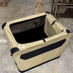 Amazon Basics Softsided/Collapsible Dog Crate