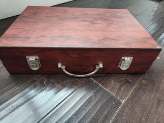 Multifunctional Art Set with  an Expandable Wood Case for Children to Adults