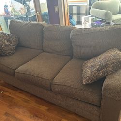 Bassett Furniture Couch Set