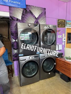 Washer or dryer