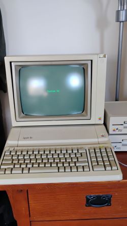 Apple iie platinum