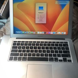 MacBook Air, 13”intel i7 , 128GB /8GB RAM all MacOS Ventura 13  with charger / 189$ firm price 
