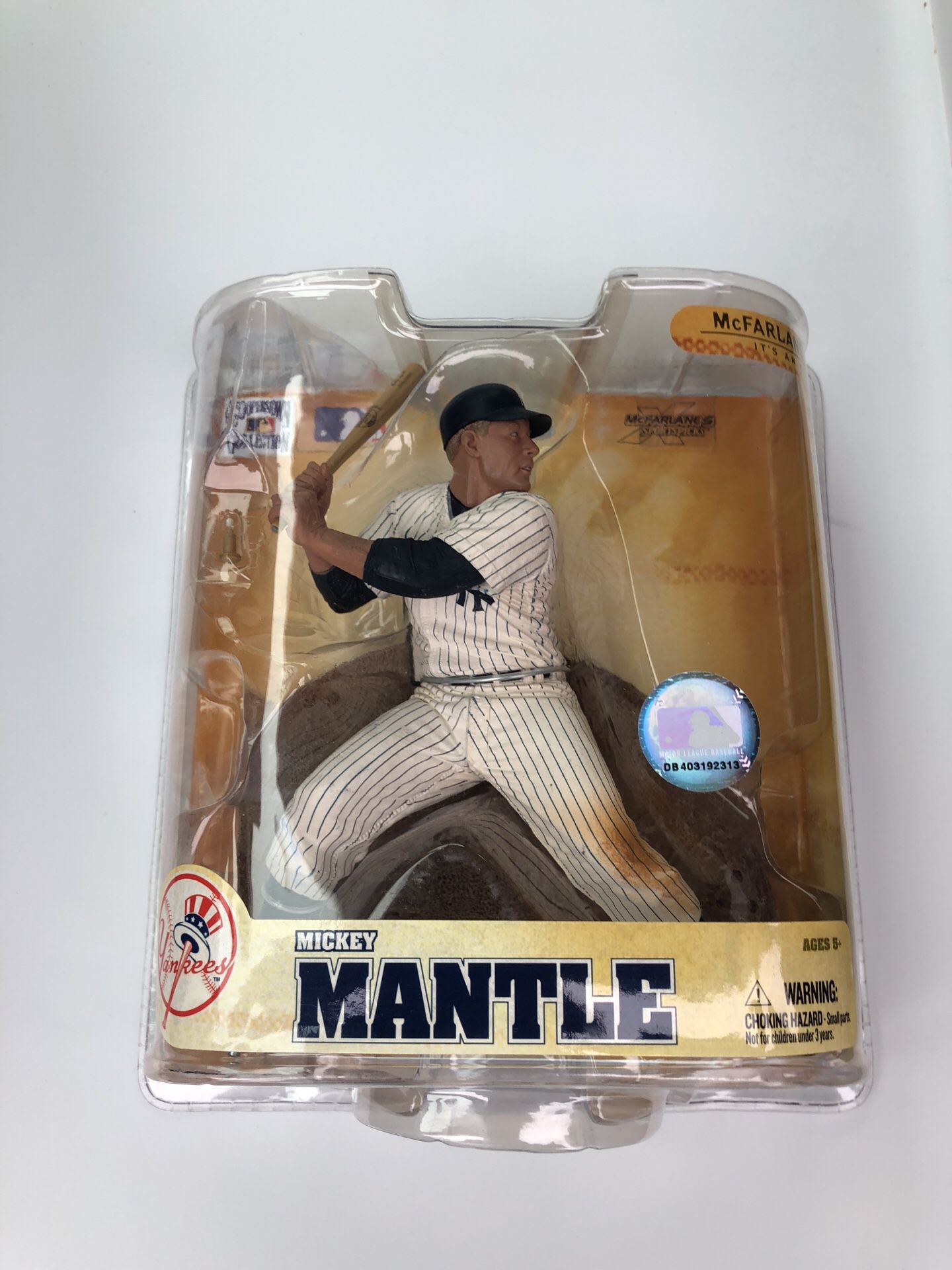 Mickey Mantle NY Yankee HOF Cooperstown Collection McFarlane Figurine