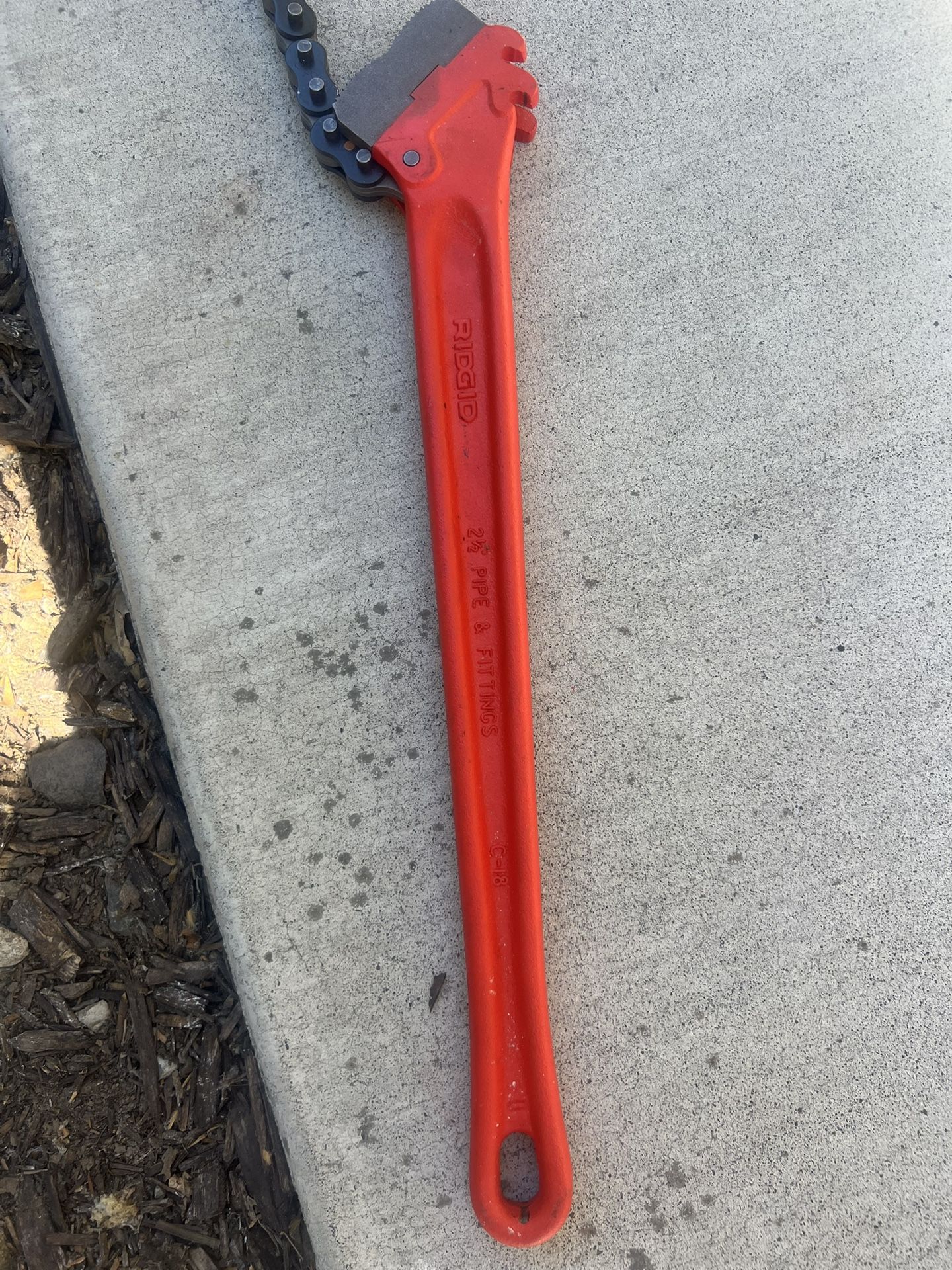Chain Wrench 2 1/2 Pipe & Rigthings