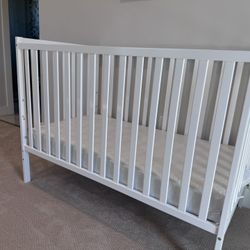 Brand NEW crib!
