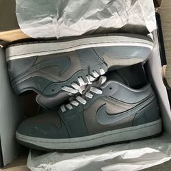 Jordan 1 Low 