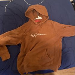 Supreme Hoodie