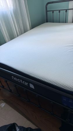 Like new nectar foam-type mattress