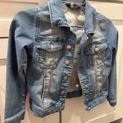 Girls Jean Jacket Size S   (6-8)