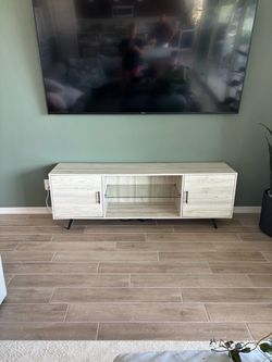 Tv entertainment stand