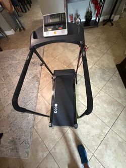 Walking treadmill
