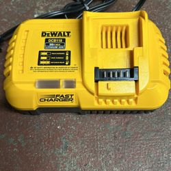 De Walt Fast Charger 
