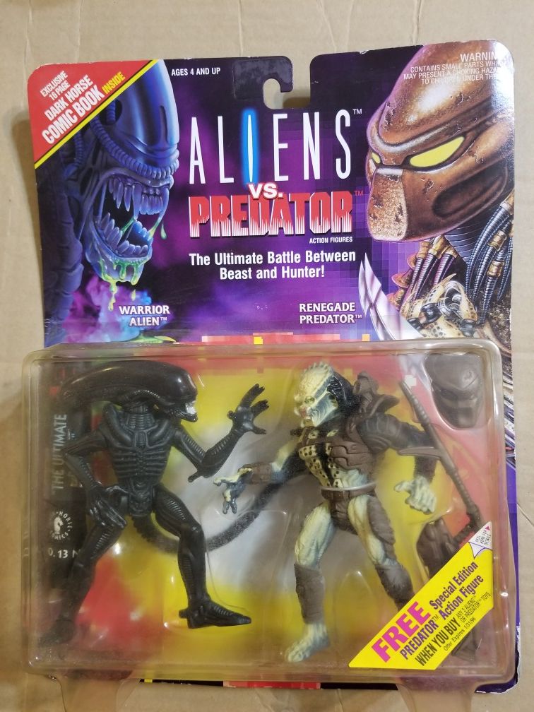 Kenner Aliens Vs. Predator The Ultimate Battle Action Figures - RX345
