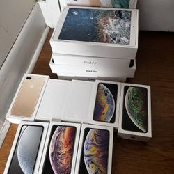 Apple iPad And iPhone Boxes 