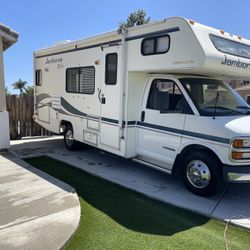 2001 Jamboree Rallye 24 Ft Class C RV 33,000 Miles