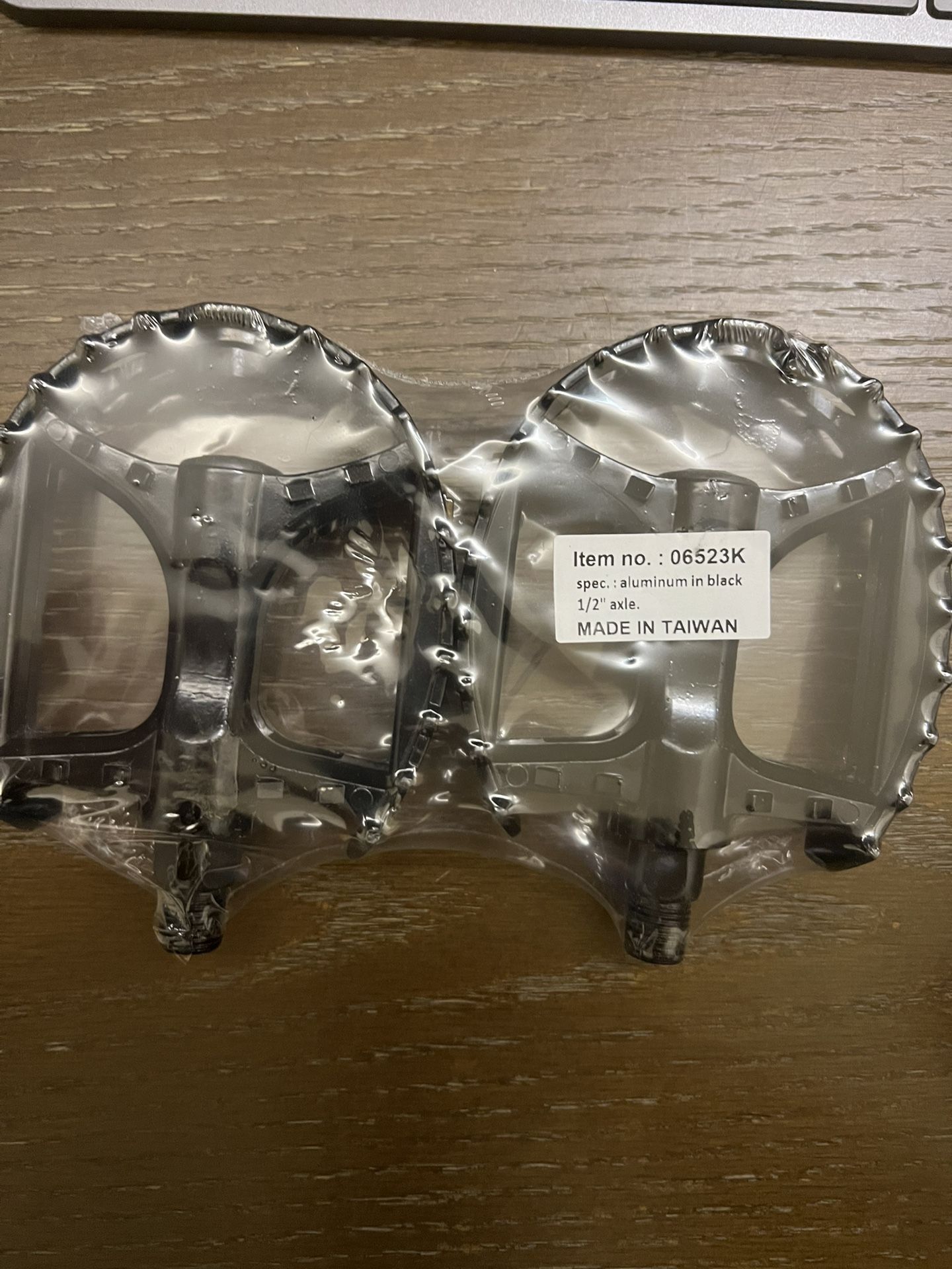 Black Aluminum Bear Trap Pedals Size 1/2 Inch
