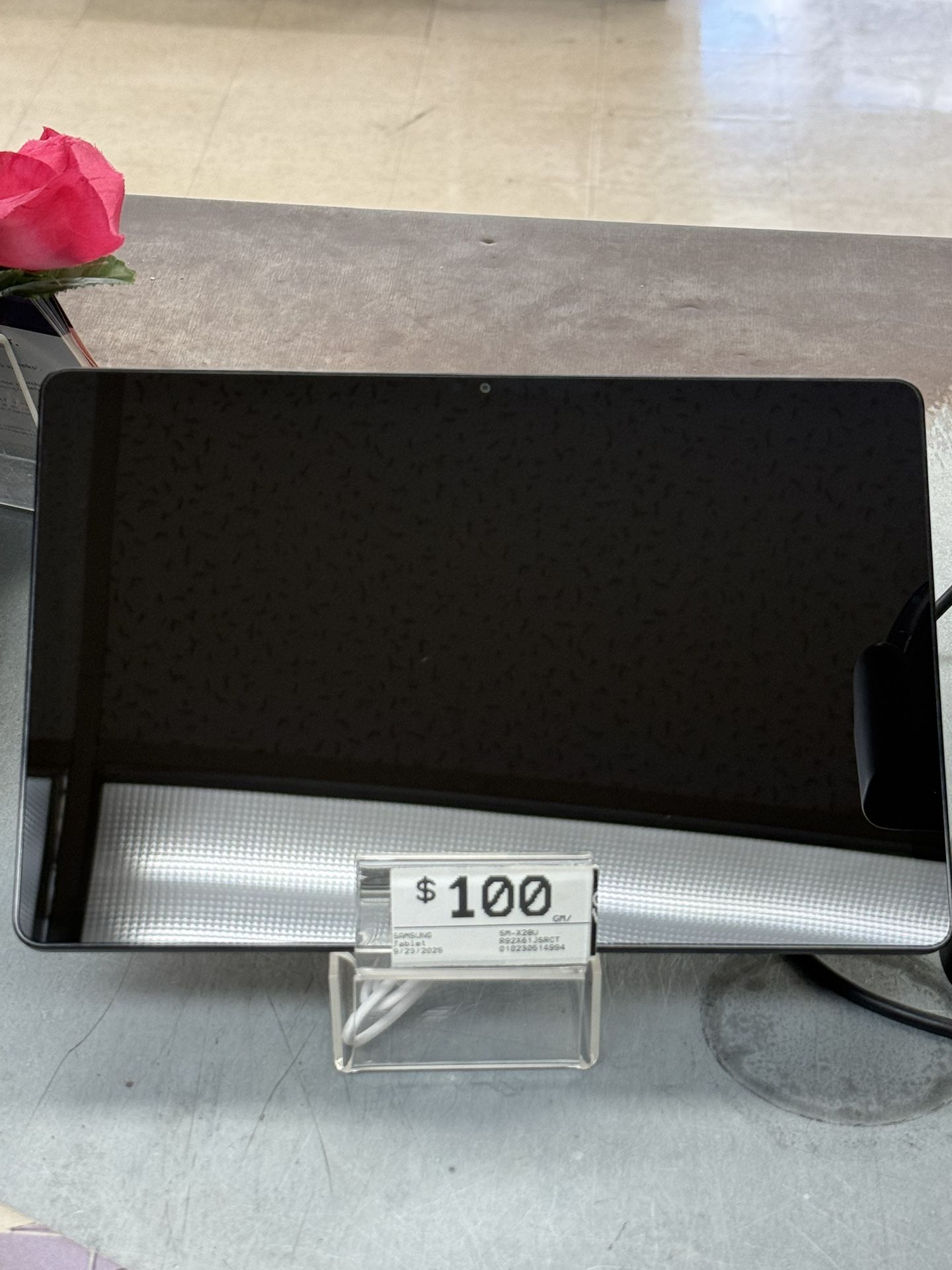 SAMSUNG TABLET