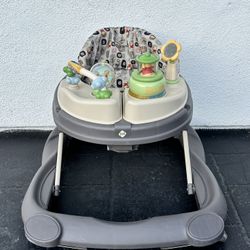 VINTAGE WINNIE THE POOH BABY WALKER 