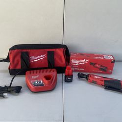 Milwaukee M12 Ratchet 3/8” Model 2457-20 With Battery 2.0 And Charger+bag Complete Kit