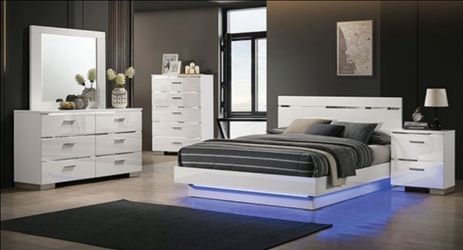 Brand New White 4pc Queen Bedroom Set (Available in California & Eastern King)