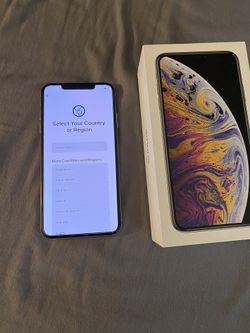 iPhone XS Max unlocked for every carrier 64gig