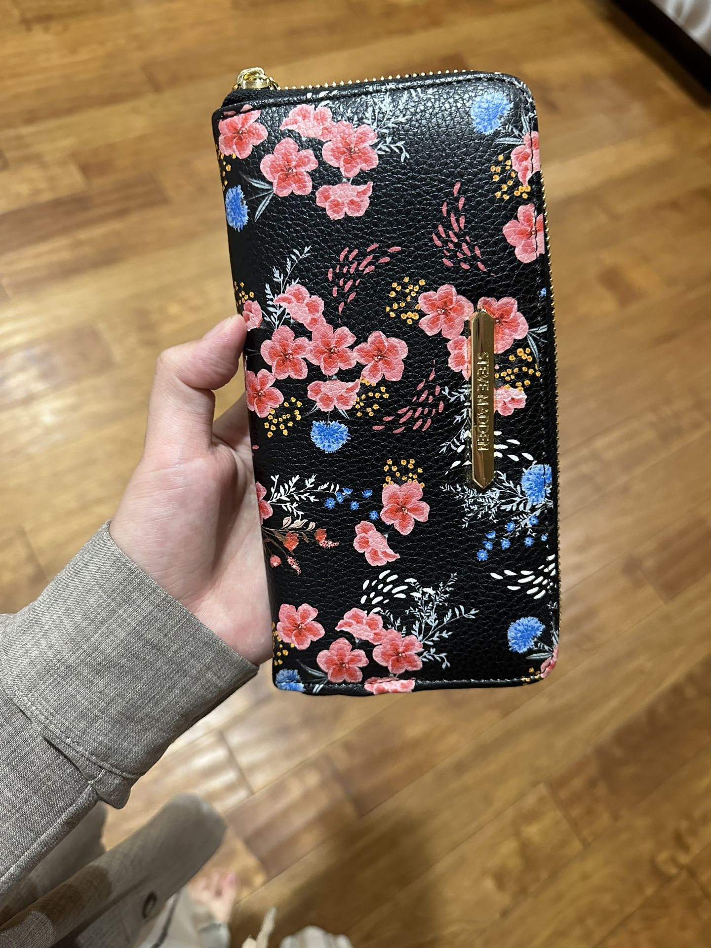 Steve Madden Wallet