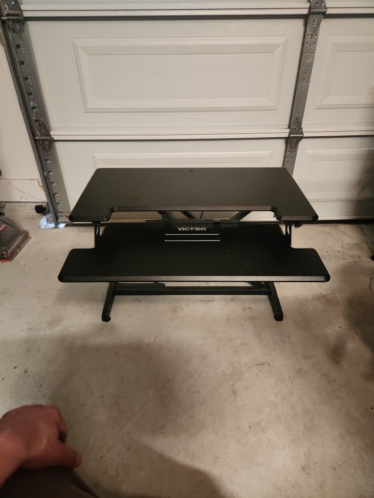 Victor Adjustable Laptop Standing Desk