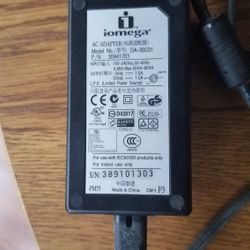 Iomega AC  Adapter 
