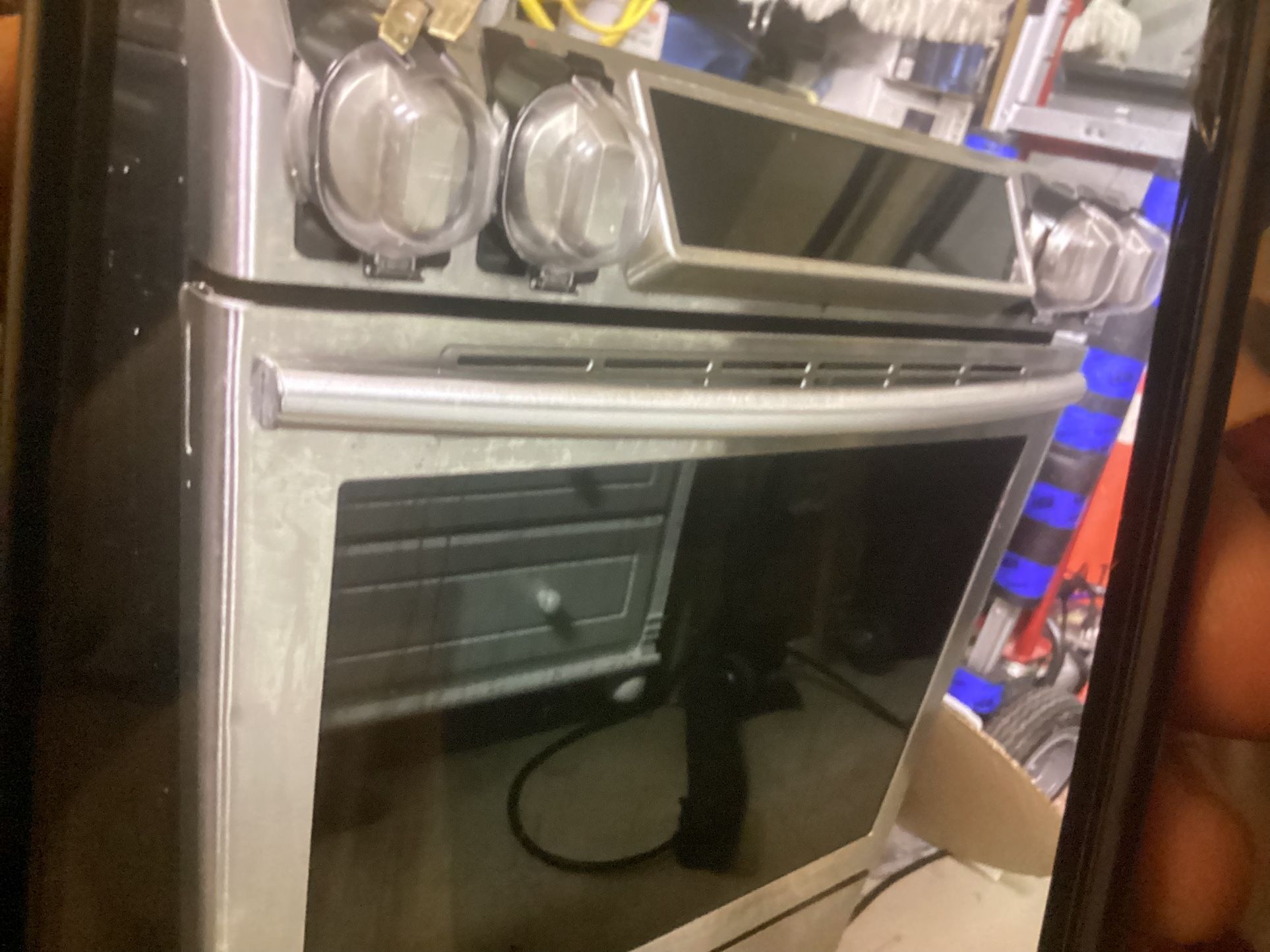 4 Burner & A Warmer, Samsung Electric Stovetop Asking $350. Cash & Carry