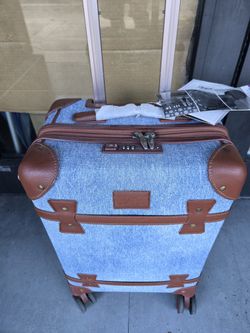 Travel Suitcase 20"Carry On 8Wheels Spinner Hard Shell New With Tags Tsa Lock Extra Lightweight Expandable Waterproof 