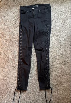 Good American lace side skinny jeans