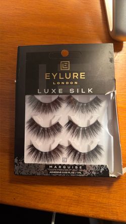 Eye lashes