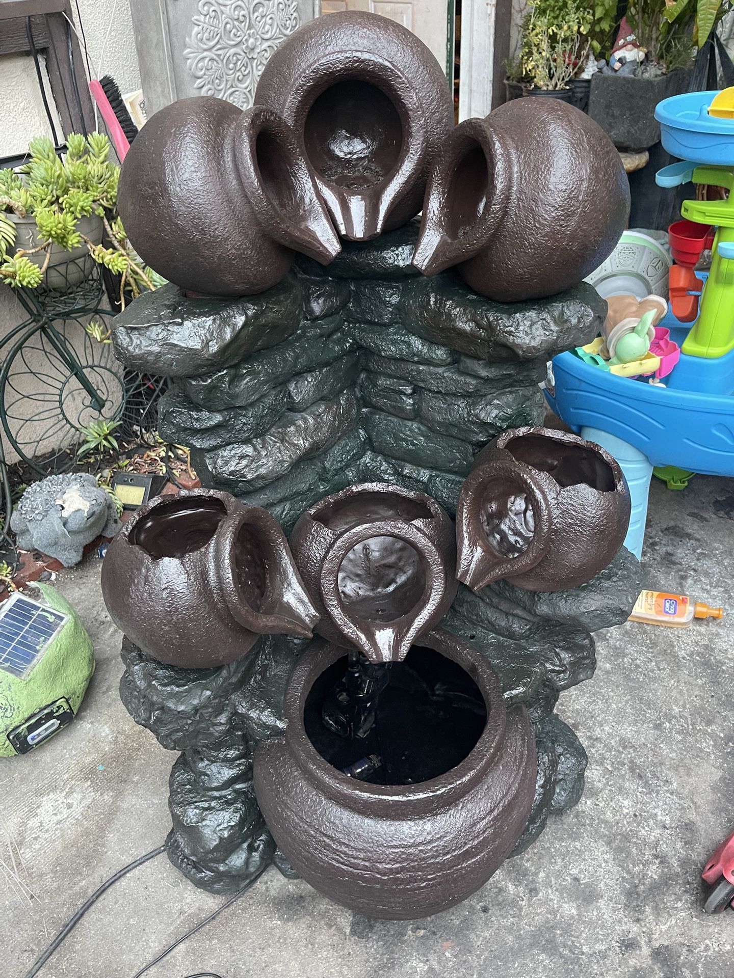 Tiering Jar Water fountain With Led Lights