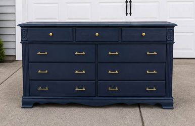 Refinished Navy 9-Drawer Dresser – FREE DELIVERY