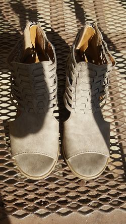 Kids shoes size 2