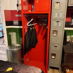 Metal Locker Cabinet with clothes rod