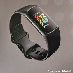 Fitbit Charge 5