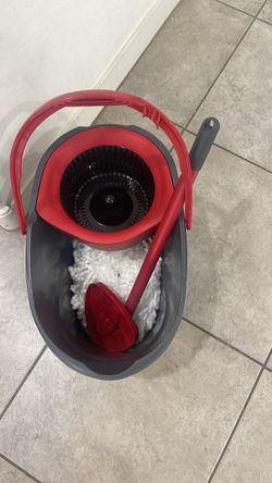 O-Cedar EasyWring Microfiber Spin Mop, Bucket Floor Cleaning System, Red, Gray, Standard