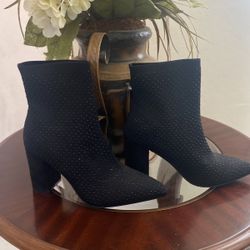 Size 9.5 Black Boots 