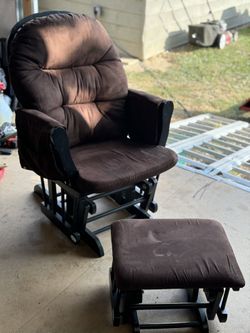 Gliding Rocking Chair 