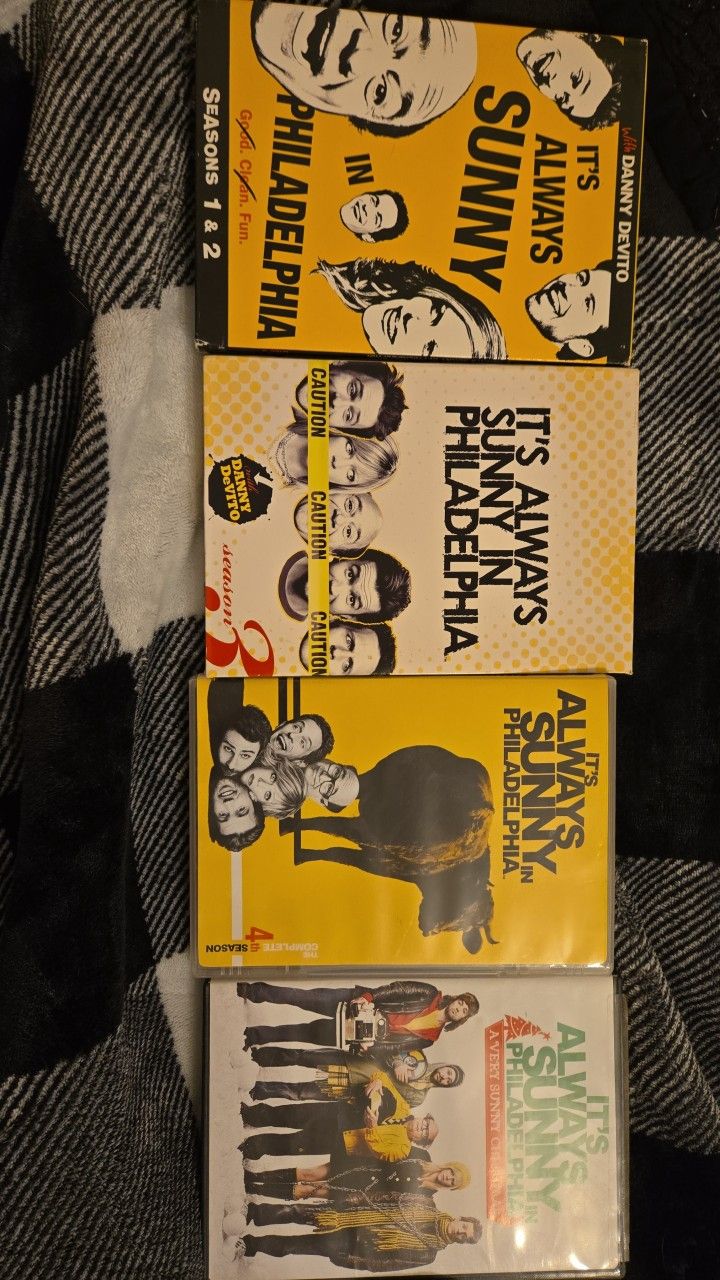 Always Sunny In PHILADELPHIA tv Series Set