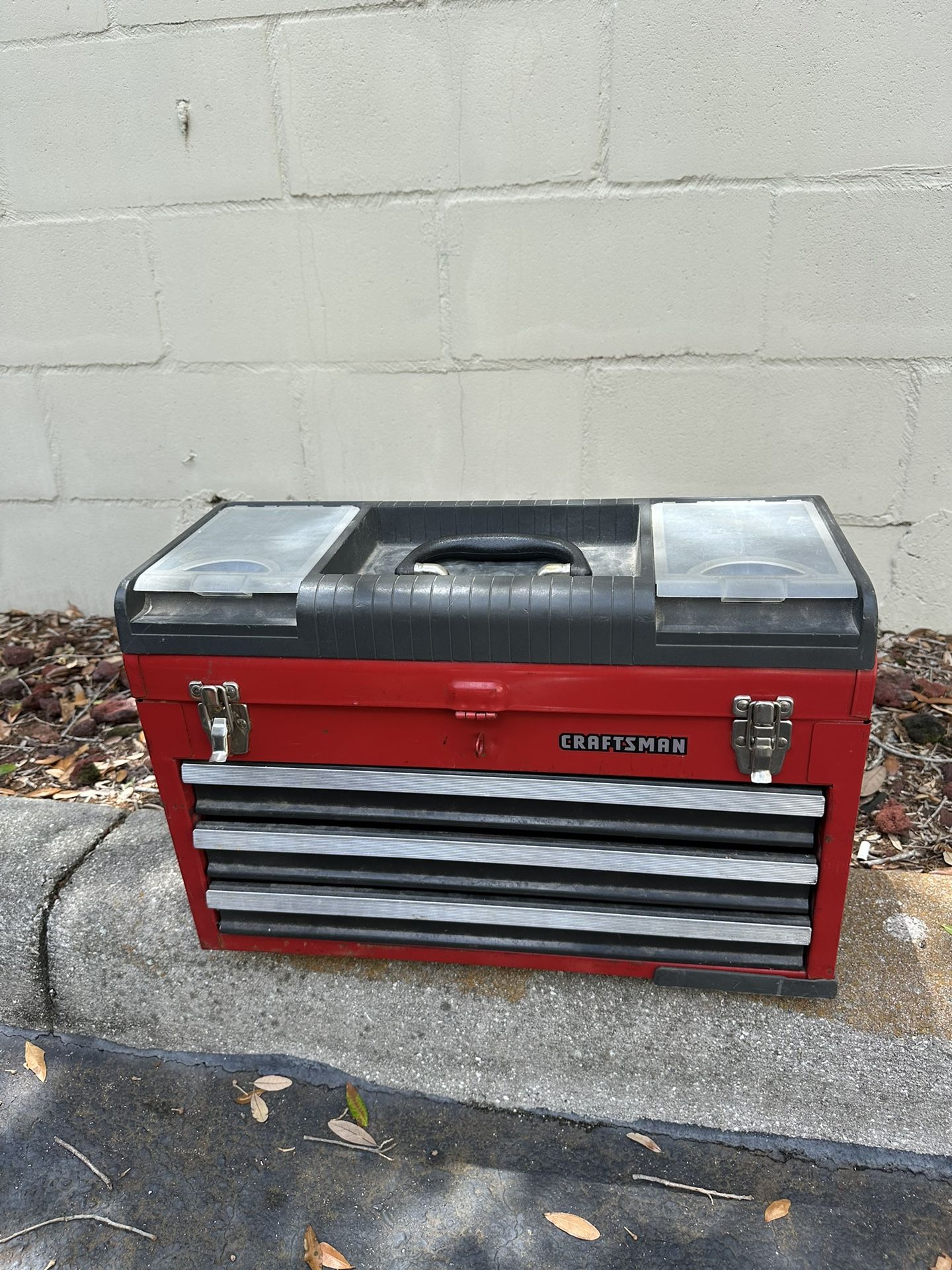 CRAFTSMAN Tool box